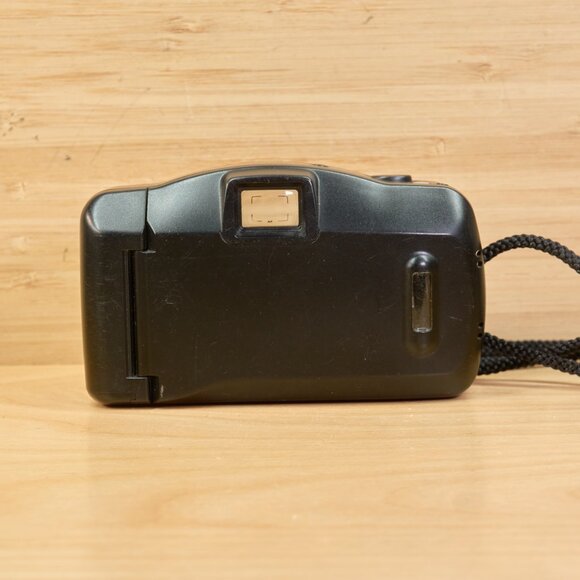 Pentax PC-50 AF / 35mm Film Point and Shoot Camera / Vintage Compact / - Picture 5 of 7